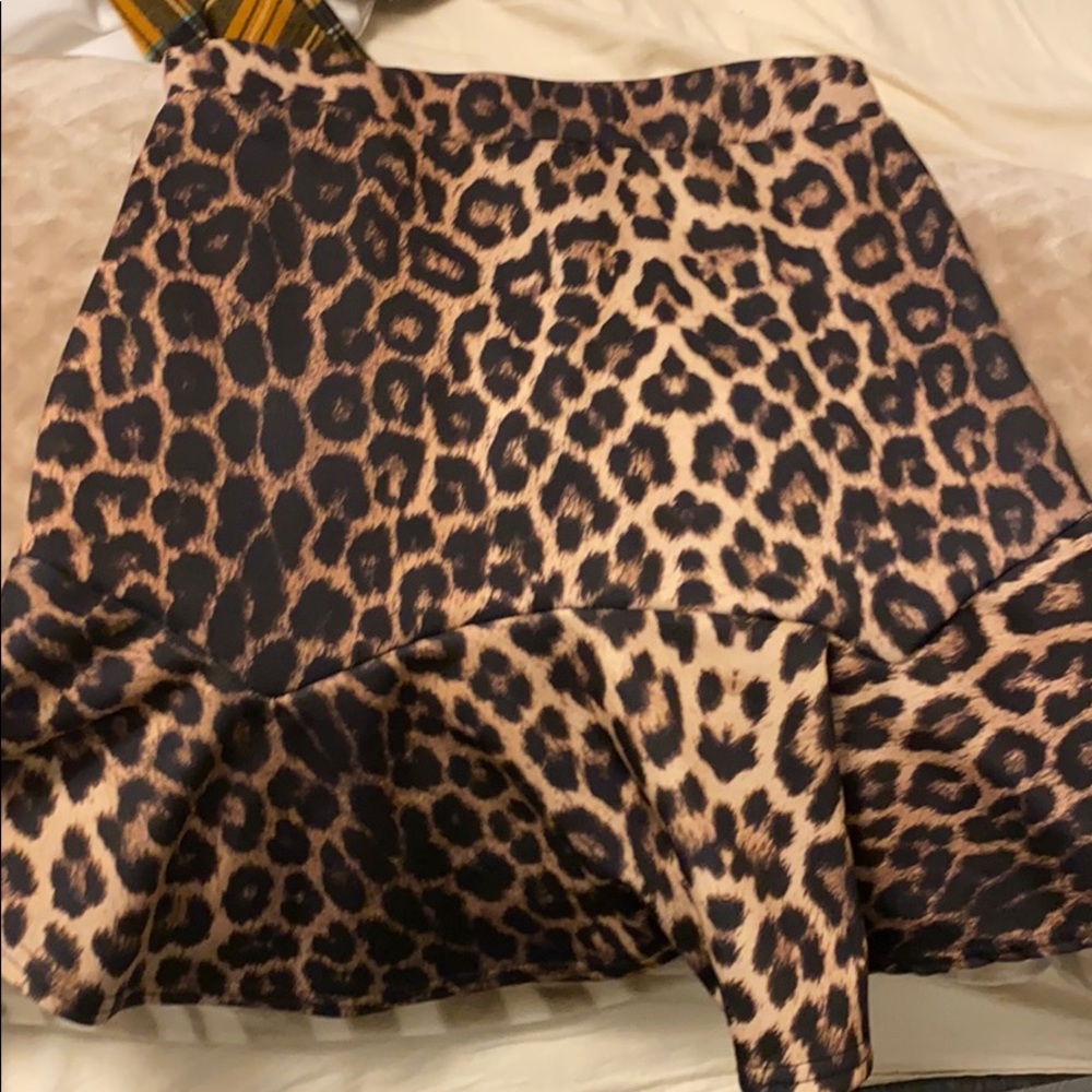 Leopard print skirt